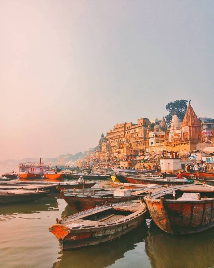 Varanasi Ghats, Uttar Pradesh – iconic Ganga riverfront view